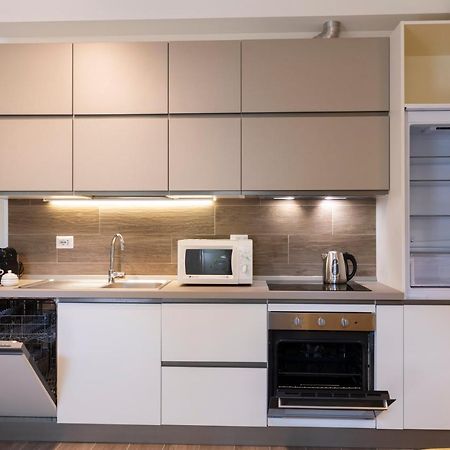 West Milan - Modern And Comfortable Apartment Luaran gambar