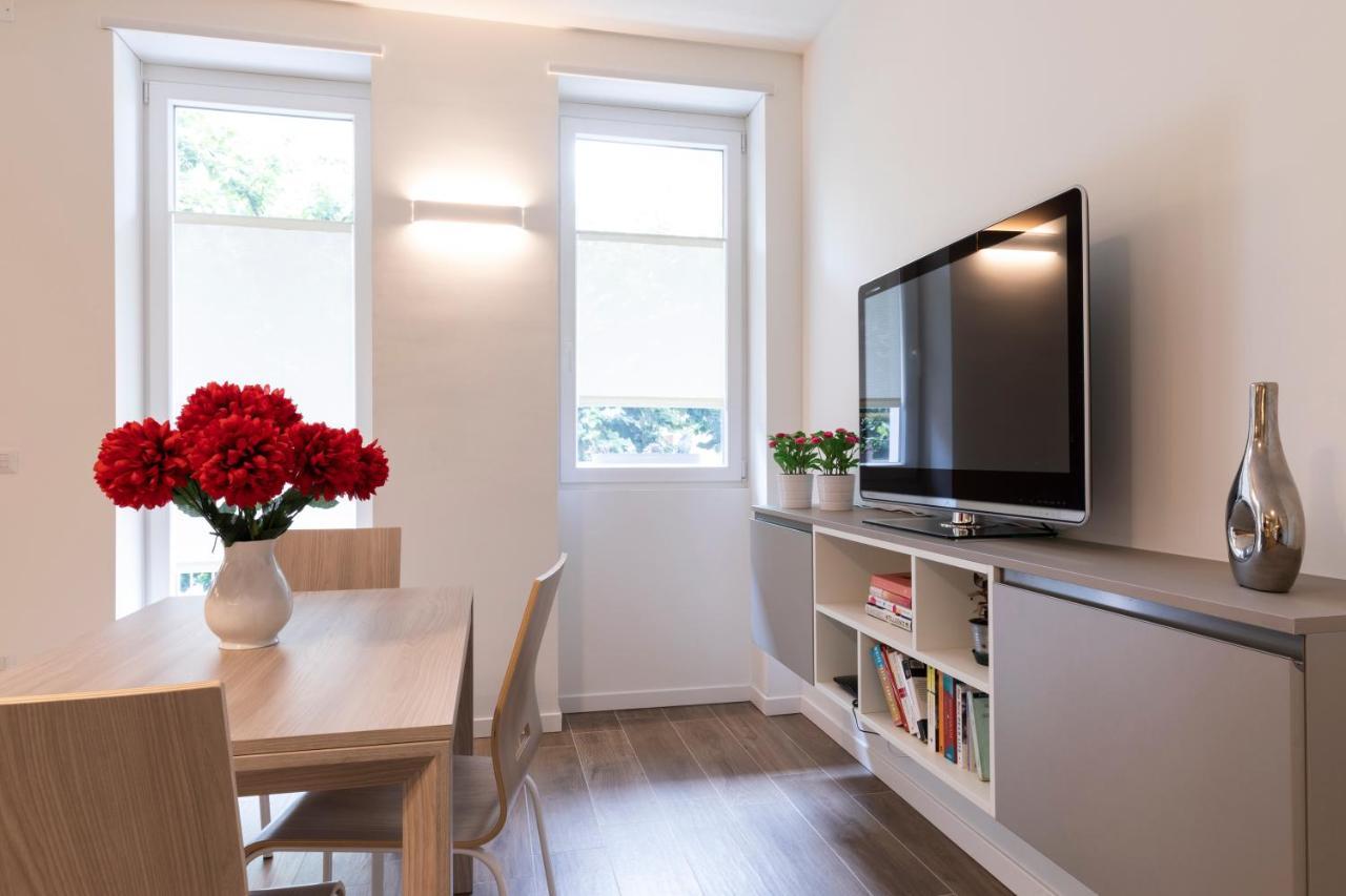 West Milan - Modern And Comfortable Apartment Luaran gambar