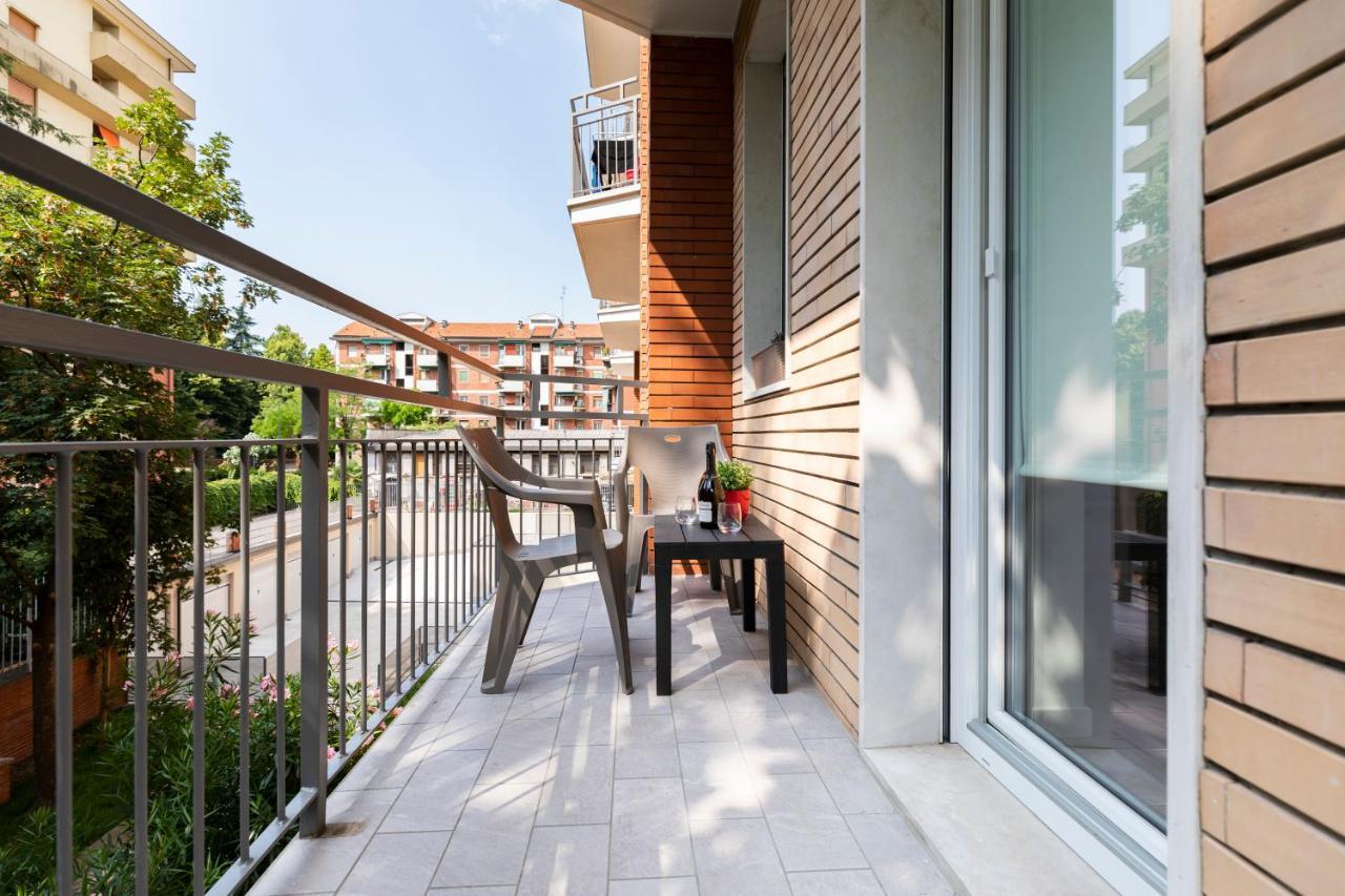 West Milan - Modern And Comfortable Apartment Luaran gambar