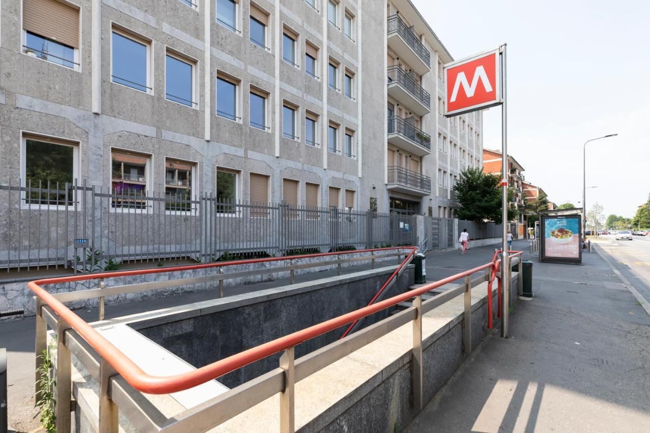 West Milan - Modern And Comfortable Apartment Luaran gambar